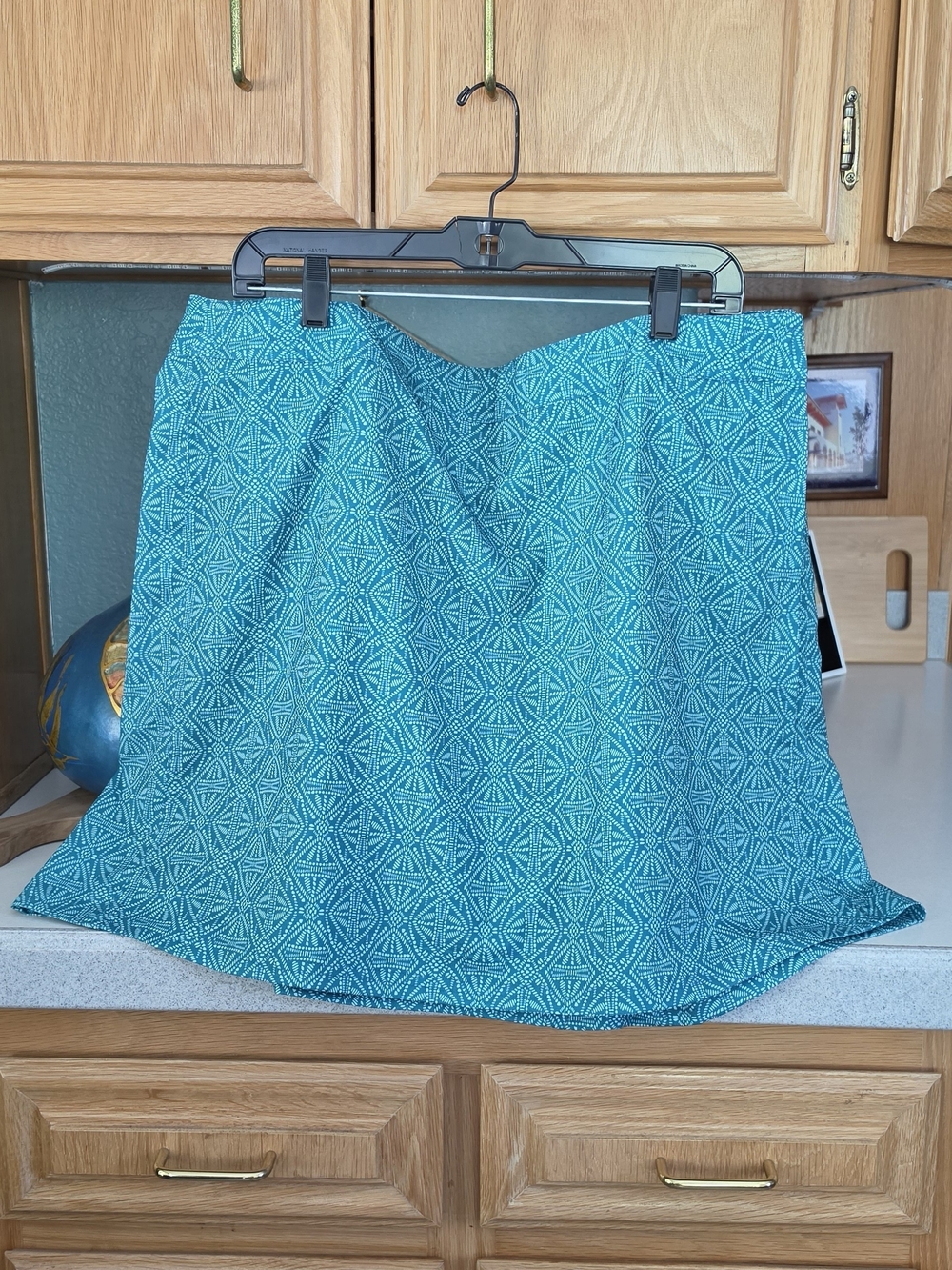 EUC RIPSkirt Hawaii Green Batik Velcro Wrap Skirt XXL Length 2